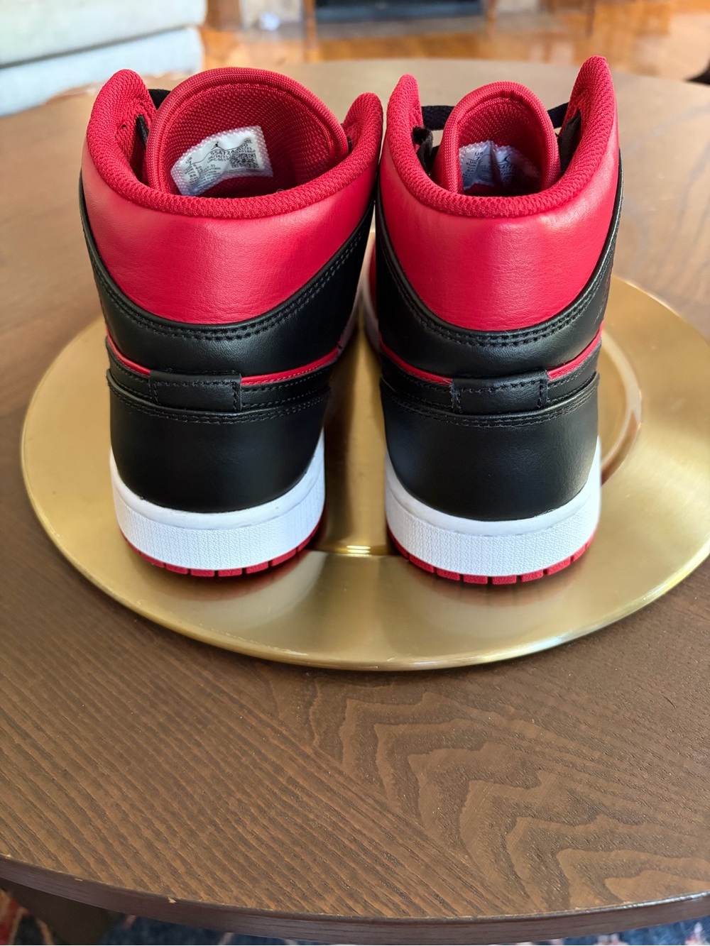 Jordan 1 Mid Reverse Bred - Picture 3 of 6